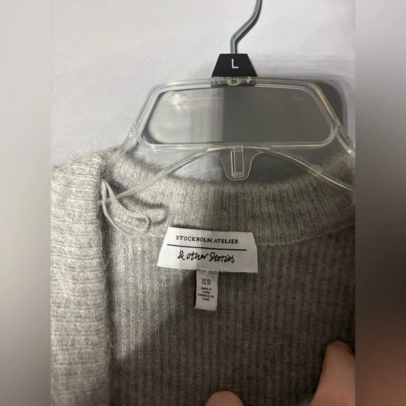 & Other Stories Fluffy Mohair Blend Crew Sweater Size XS - Picture 3 of 4